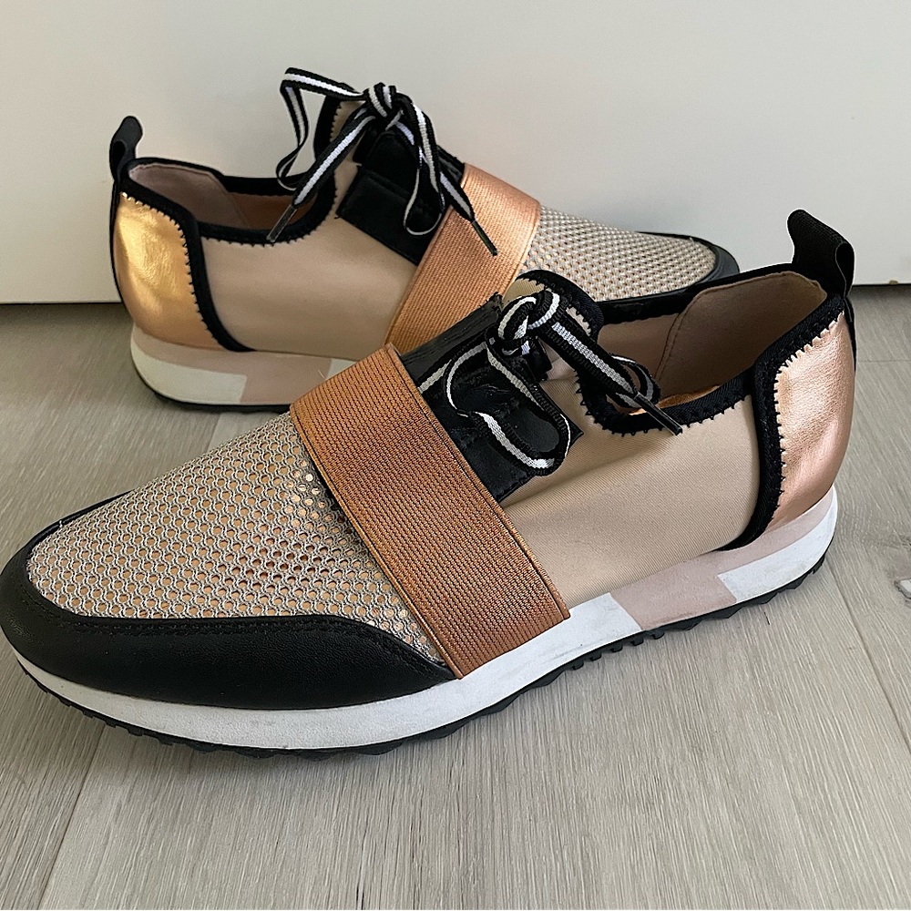 Steve Madden Antics Rose Gold Jogger Sneakers Low Platform Shoes